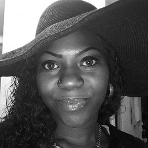 Meet your Posher, Antoinette